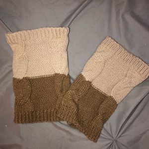 Tan/ brown knit boot cuffs!
